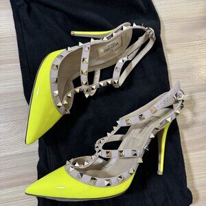 Valentino Neon Yellow Patent Leather Rockstud T-Strap Heels Size 7/37.5